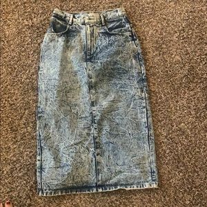 Acid wash long vintage denim skirt